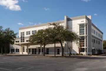 Photo: Fort Walton Beach Building